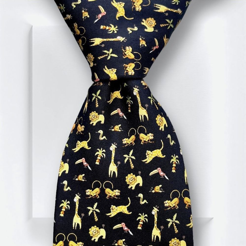 SALVATORE FERRAGAMO -EUC- Men’s Black African Animal Motif 100% Silk Novelty Tie - Picture 1 of 9